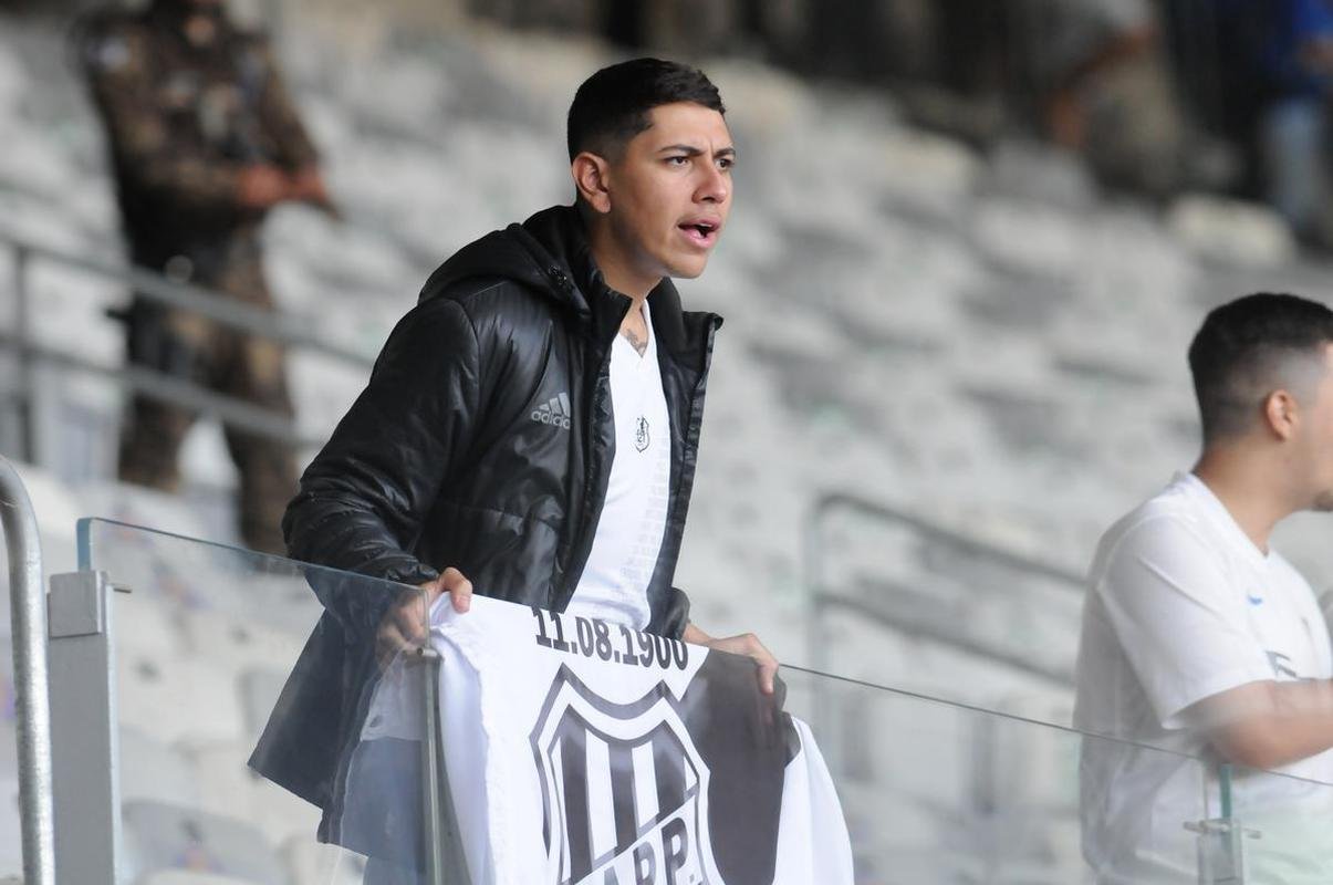 Fotos do jogo entre Cruzeiro e Ponte Preta, no Mineiro, em Belo Horizonte, pela 13 rodada da Srie B do Brasileiro