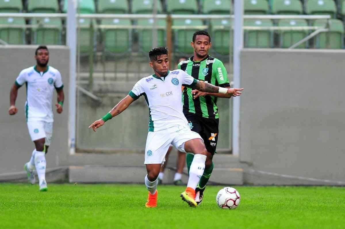 Amrica e Guarani se enfrentaram, no Horto, pela 14 rodada da Srie B do Campeonato Brasileiro