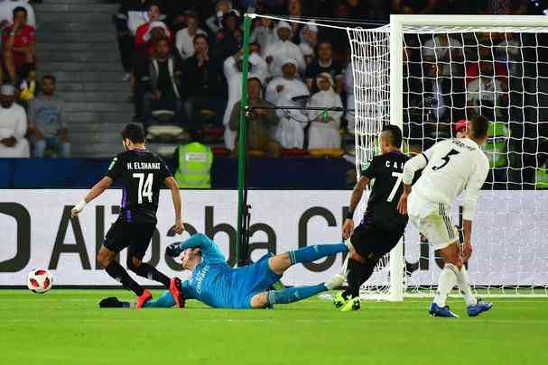 Real Madrid goleia o Al Ain e chega ao hepta