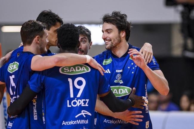 Fotos da final da Superliga Masculina de Vlei entre Cruzeiro e Minas