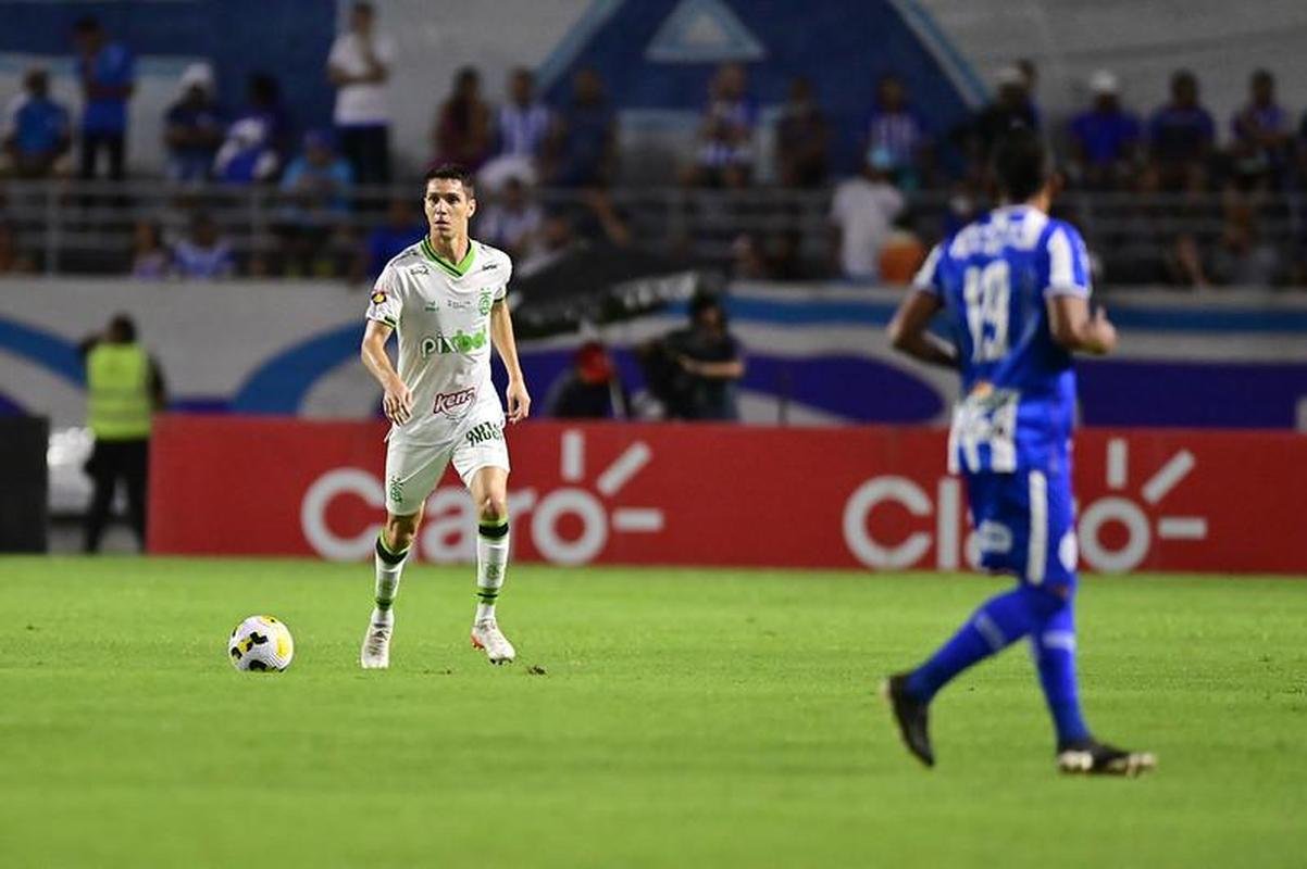 Fotos da vitria do Amrica sobre o CSA no Estdio Rei Pel, em Macei, em duelo de ida da terceira fase da Copa do Brasil