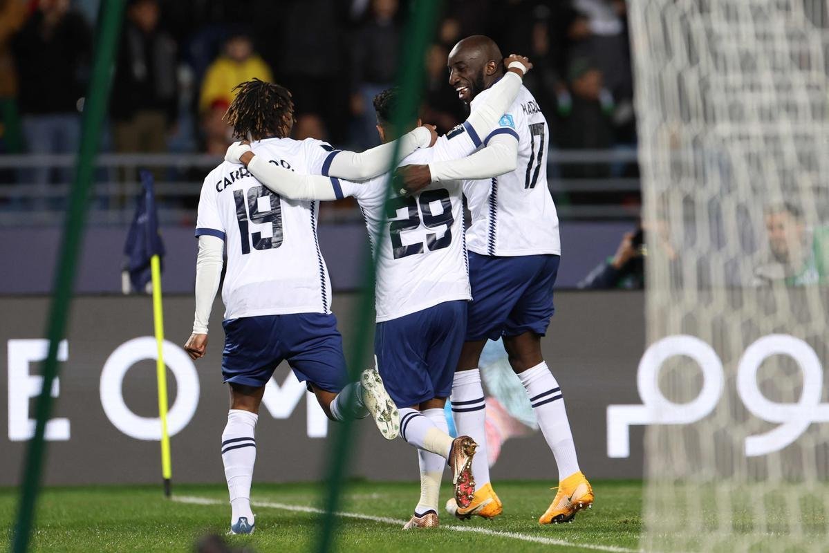 Partida entre Flamengo e Al Hilal, pelo Mundial de Clubes da Fifa, ocorreu no Estdio Ibn-Batouta, em Tnger, no Marrocos