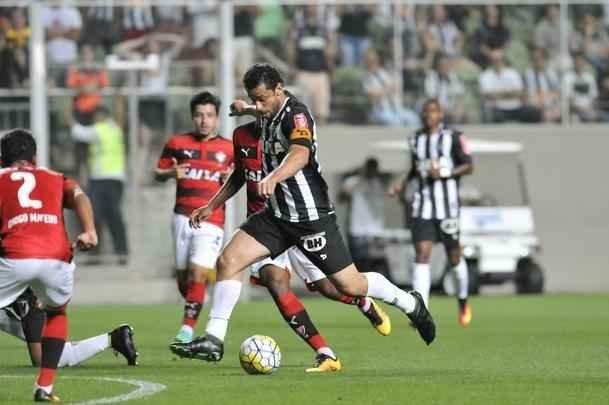 Atltico bate o Vitria por 2 a 1, no Independncia, com gols de Fred, e mantm briga pela liderana