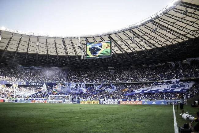 3 Cruzeiro 1 x 1 Cricima (Mineiro) - 58.702 torcedores