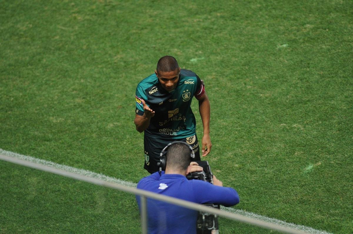 Fotos do jogo entre Amrica e Juventude, no Independncia, em Belo Horizonte, pela 23 rodada da Srie B do Campeonato Brasileiro