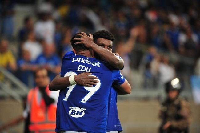 Cruzeiro x Vasco: veja fotos do jogo no Mineiro