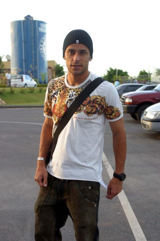 O dia a dia de Fred na Toca da Raposa II entre julho de 2004 e agosto de 2005