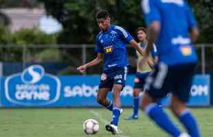 Imagens do primeiro treino do Cruzeiro antes do jogo contra o Cuiab, pela Srie B do Campeonato Brasileiro