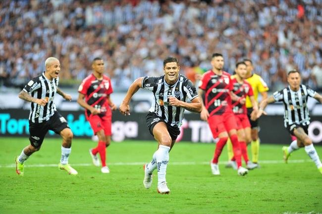 Fotos da vitria do Atltico sobre o Athletico-PR, no Mineiro, no jogo de ida da final da Copa do Brasil