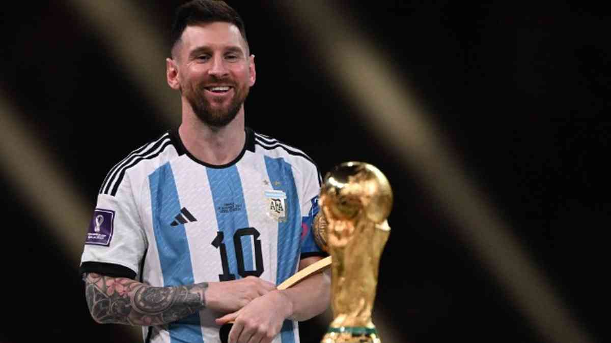 Foto de Messi e Ronaldo replica partida do número 1 do xadrez mundial e  configura empate técnico; entenda