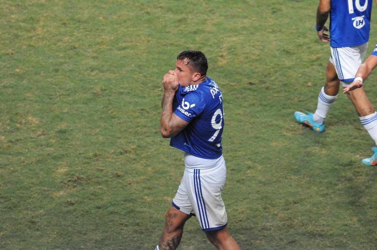 Fotos do jogo entre Cruzeiro e Remo pela Copa do Brasil