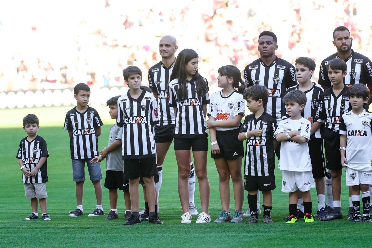 Imagens do duelo entre Flamengo e Atlético, no Maracanã, pela 26ª rodada do Brasileiro
