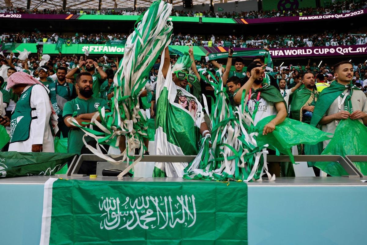 Polnia x Arbia Saudita: fotos da torcida no jogo da Copa do Mundo