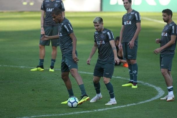 Atltico se prepara para enfrentar o Paran; veja fotos
