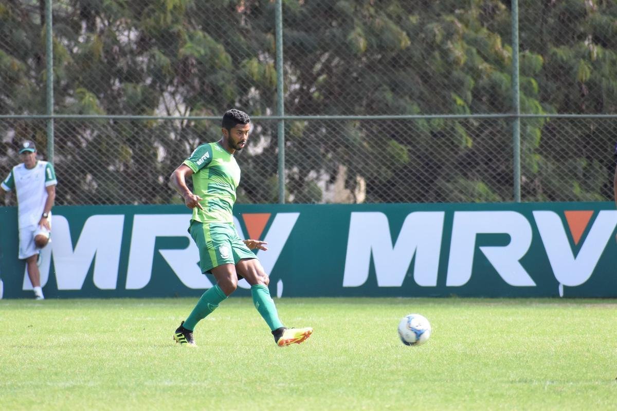 Imagens do jogo-treino do Amrica contra o Inter de Minas