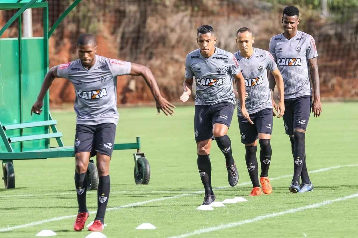Em Santa Catarina, elenco reserva do Galo fez ltimo treino antes de duelo contra a Chape