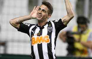 49 - Neto Berola - 2010/2011/2012/2013/2014 - 150 jogos / 27 gols - 0,18 por jogo
