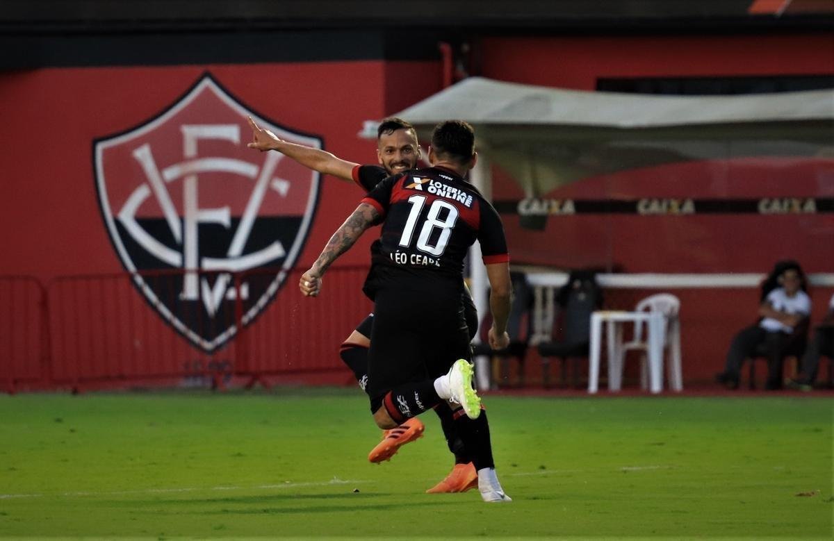 Vitória derrotou Atlético por 1 a 0, no Barradão, com gol de Léo Ceará