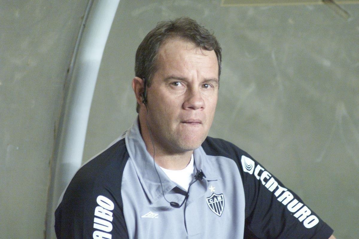 Paulo Bonamigo - duas vitrias e um empate
