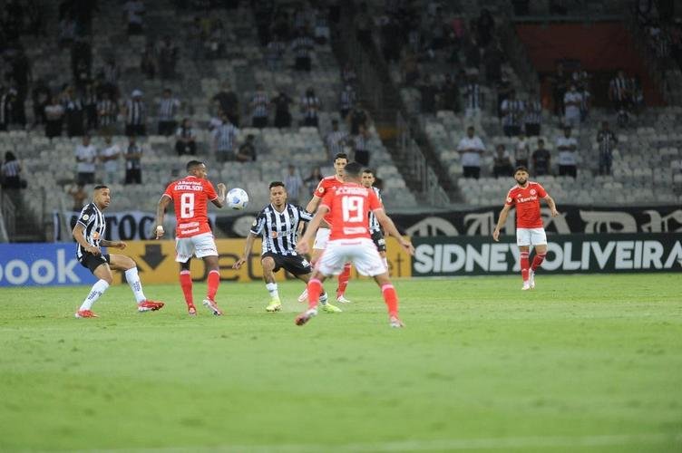 Veja as fotos do confronto entre Atltico x Internacional, no Mineiro, pela 23 rodada da Srie A