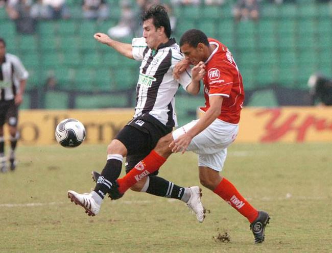 O América de Natal somou 46 pontos e ficou em 16º na Série B 2009. O Juventude, 17º, foi rebaixado com 44.