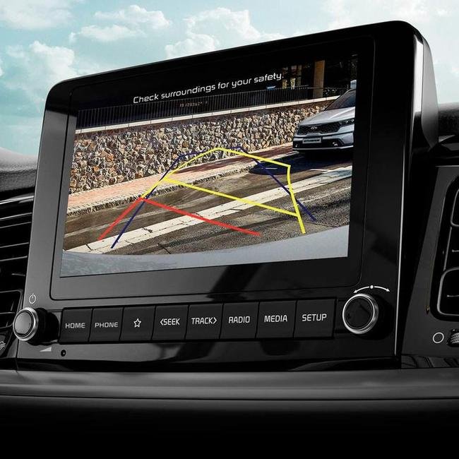 Fotos do Kia Stonic, carro que Hulk, do Atltico, recebeu como prmio na Supercopa do Brasil e deu ao pai