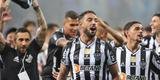 Festa do Atl�tico no Mineir�o pela conquista do tricampeonato mineiro. Galo derrotou o Cruzeiro por 3 a 1 na final �nica do estadual. Gols foram de Hulk (2) e Nacho