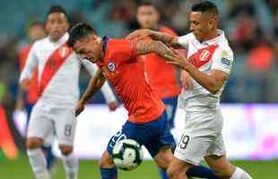 Chile e Peru se enfrentaram na Arena Grmio, pela semifinal da Copa Amrica