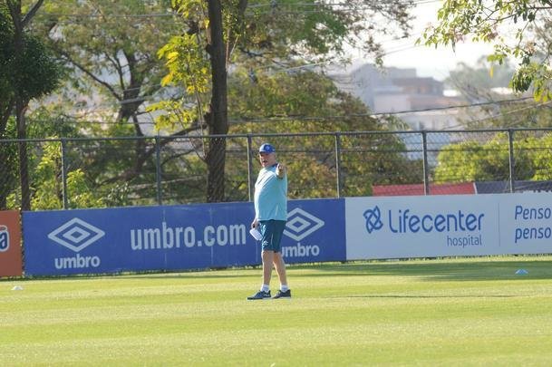 Fotos do treino do Cruzeiro desta quarta-feira, 2 de outubro, na Toca da Raposa II
