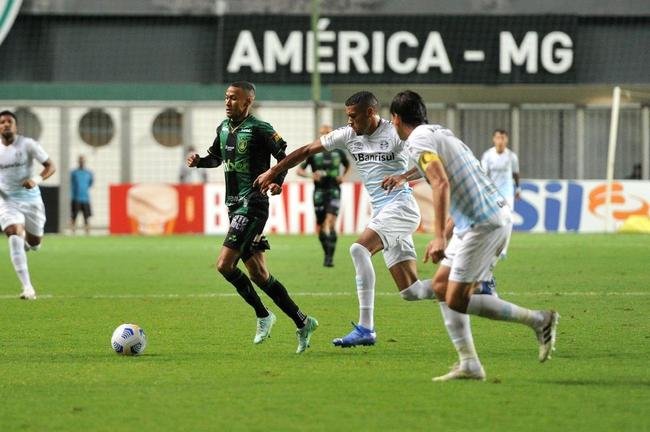 Fotos do jogo entre Amrica e Grmio, no Independncia, em Belo Horizonte, pela 32 rodada da Srie A do Brasileiro
