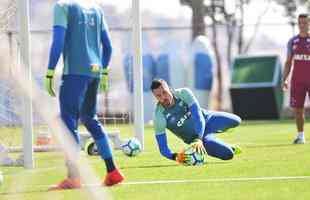 Imagens do treino do Cruzeiro com a presena do presidente Wagner Pires de S