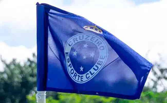 Dívida total do Cruzeiro se aproxima de R$ 1 bilhão