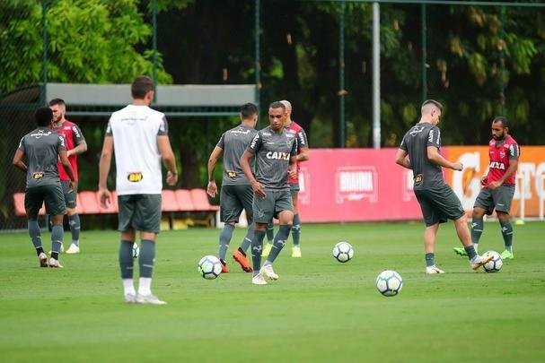 Veja, em fotos, como foi o primeiro treino de Levir Culpi nesta quinta passagem pelo Atlético