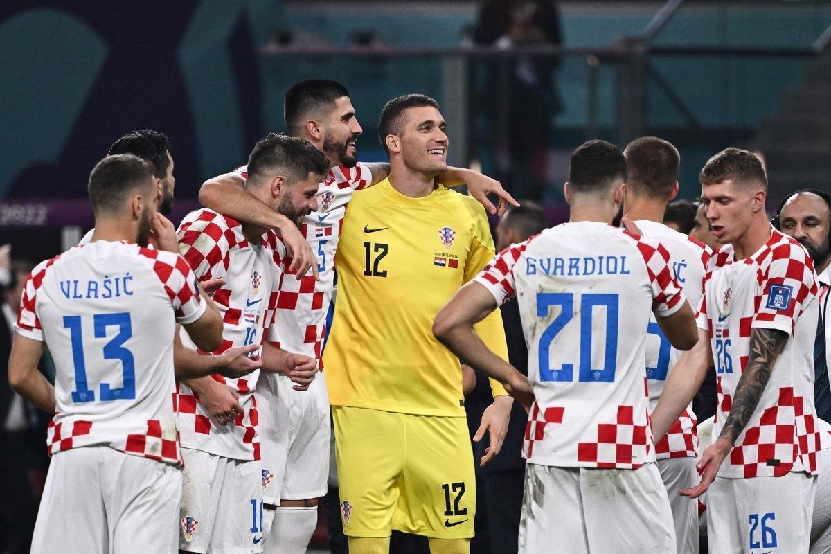 Festa e premiao da Crocia por terceiro lugar na Copa do Mundo de 2022, no Catar. Croatas venceram o Marrocos por 2 a 1, neste sbado (17) e conseguiram mais um feito histrico em Mundiais.