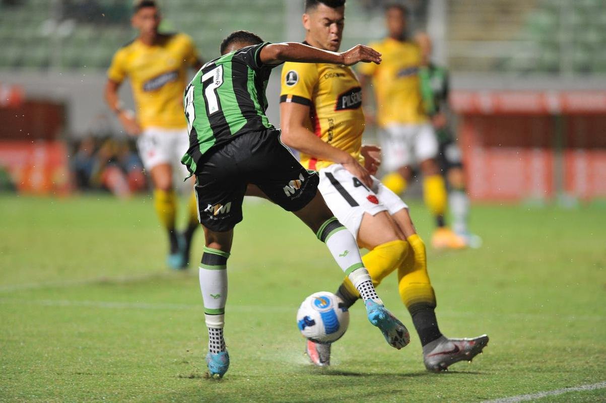 Fotos da partida de ida da terceira fase da Copa Libertadores, entre Amrica e Barcelona de Guayaquil, no Independncia, em Belo Horizonte