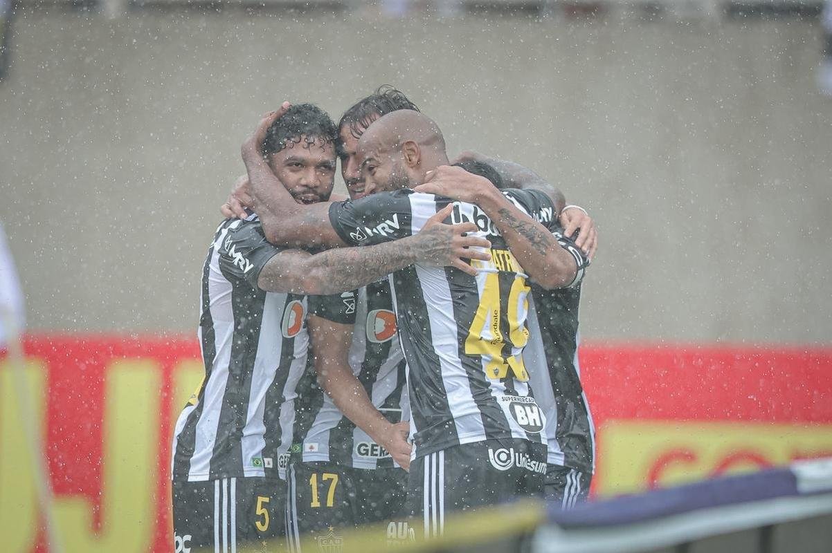 Tombense x Atltico: fotos do jogo pelo Campeonato Mineiro