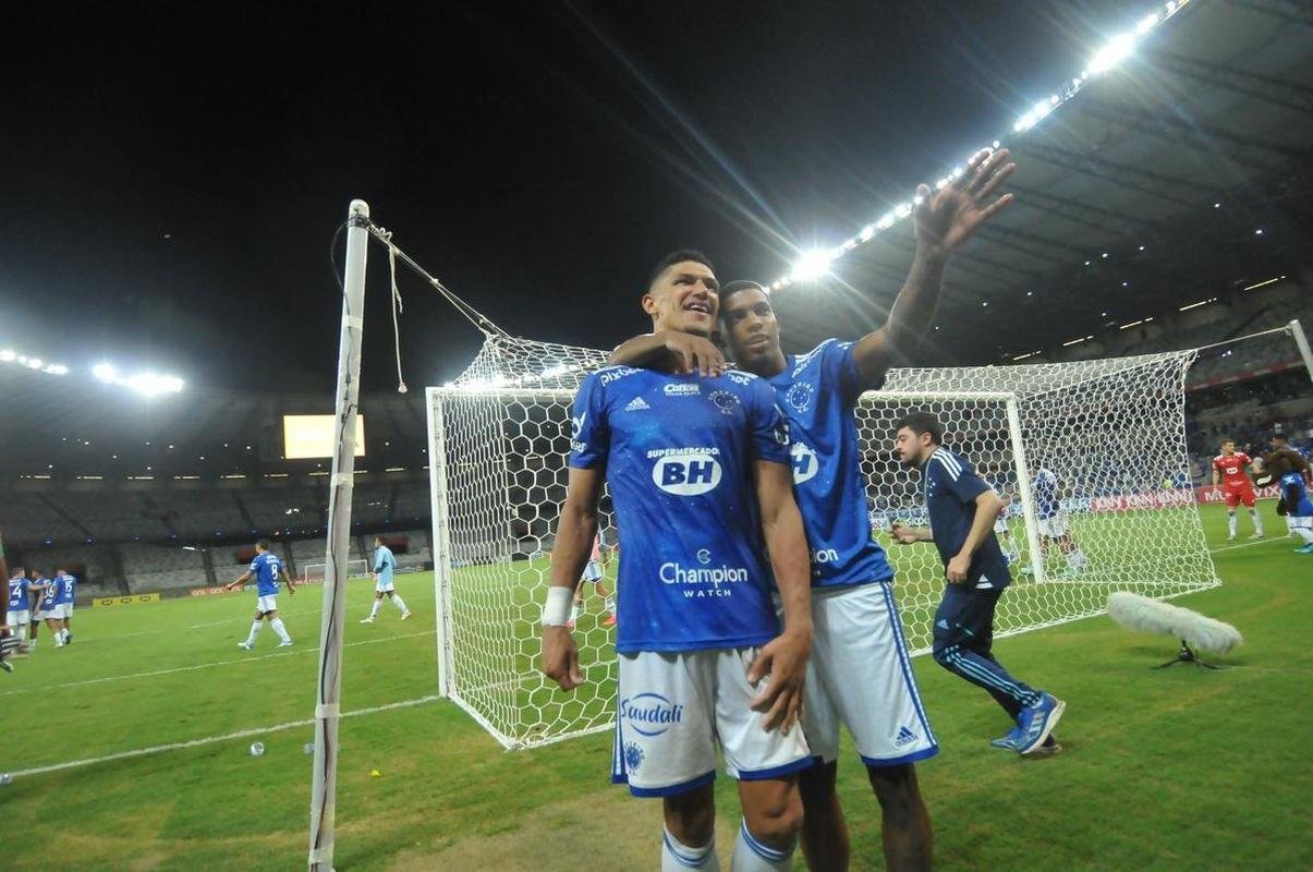Cruzeiro venceu Londrina por 1 a 0, com gol de Luvannor