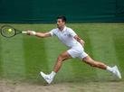 Djokovic passa f�cil pelo h�ngaro Fucsovics e est� na semi em Wimbledon