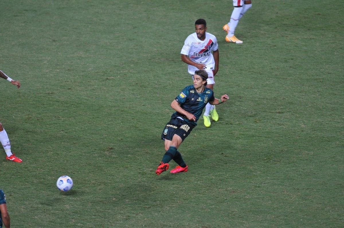 Amrica e Ferrovirio-CE se enfrentaram nesta quarta-feira (14), em partida vlida pela segunda fase da Copa do Brasil. O confronto foi realizado no Estdio Independncia, em Belo Horizonte.