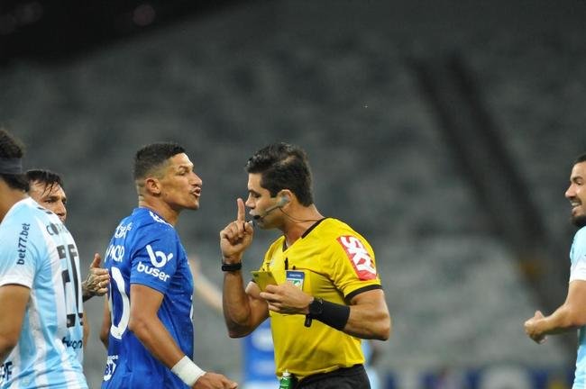 Cruzeiro venceu Londrina por 1 a 0, com gol de Luvannor