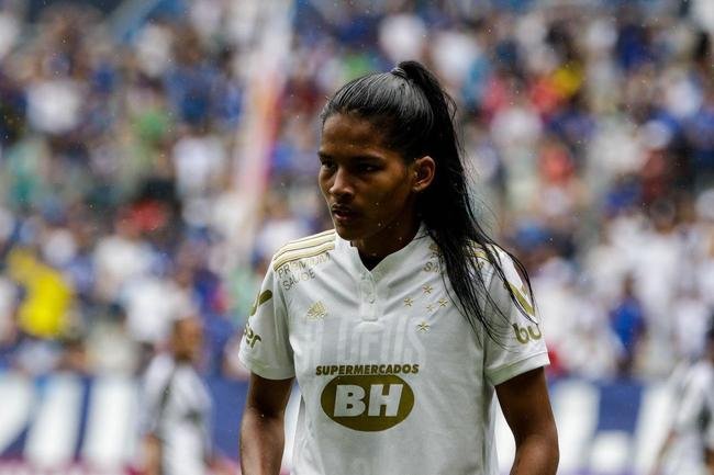 Cruzeiro e Atltico disputaram o ttulo na manh deste domingo no Mineiro 