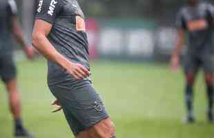 Jogadores do Atltico treinaram nesta tera-feira, vspera do jogo com o Defensor