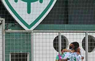 Capito Rafael Lima marcou o gol do ttulo e ps fim ao sofrimento da torcida no Independncia