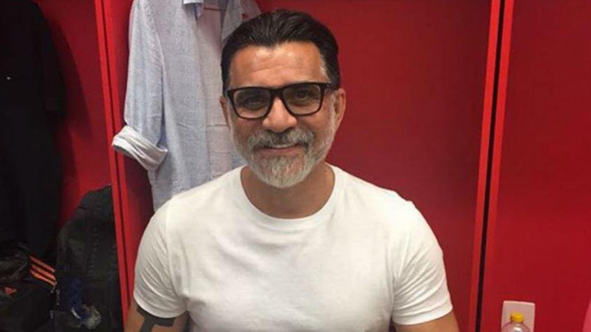 Ex-jogador Ricardo Rocha virou comentarista do SBT
