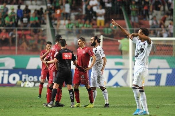 Amrica e Ponte Preta se enfrentaram pela 32 rodada da Srie B do Campeonato Brasileiro