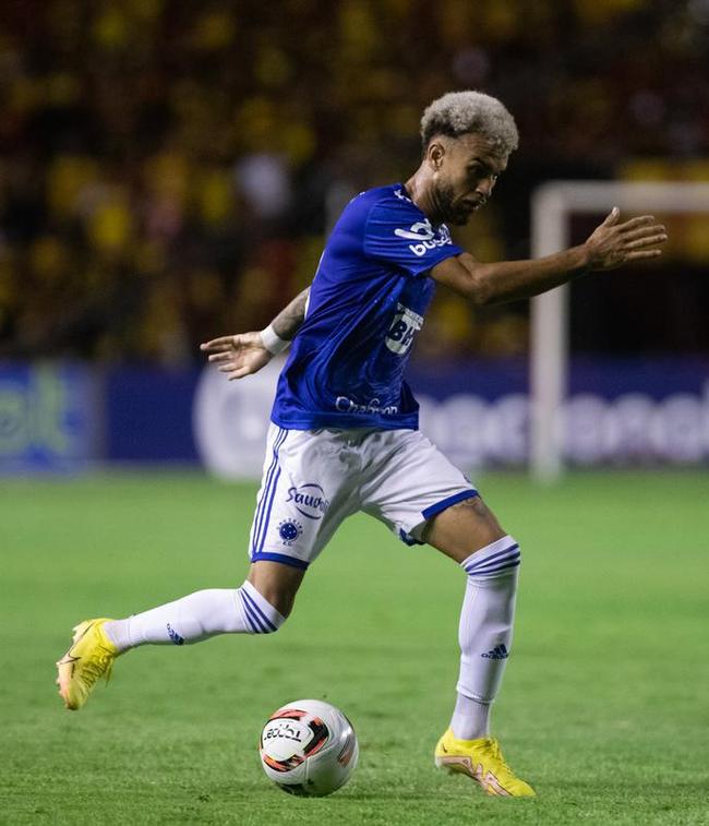 Cruzeiro foi batido pelo Sport por 3 a 1 na Ilha do Retiro pela Série B