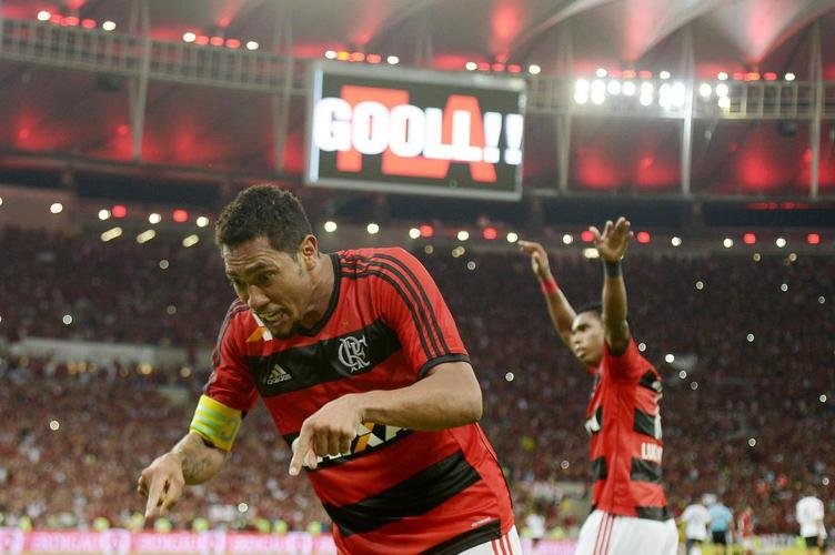 2013 - Hernane, do Flamengo, foi o artilheiro com oito gols