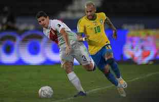 Brasil e Peru se enfrentaram no Estdio Nilton Santos, pelas semfinais da Copa Amrica 
