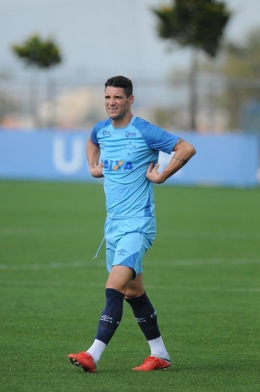 Fotos da reapresentao do Cruzeiro nesta segunda-feira, na Toca da Raposa II. Time se prepara para enfrentar o Boca Juniors, quinta-feira  noite, s 21h45, no Mineiro. Jogo valer pelas quartas de final da Copa Libertadores (Leandro Couri/EM D.A Press)
