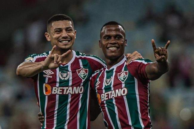 Fotos dos gols do Fluminense sobre o Atltico, no Maracan, em partida pela 10 rodada do Campeonato Brasileiro